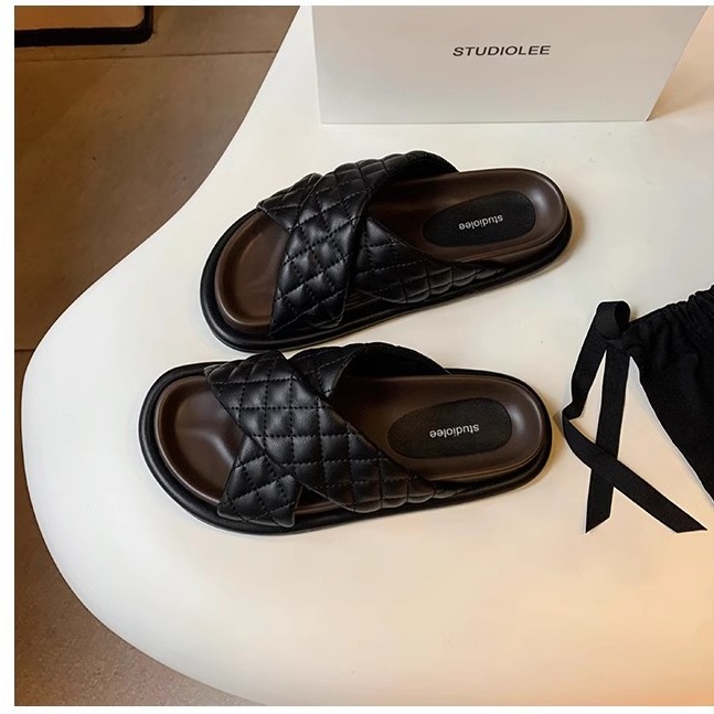❤Grape Mom Same Style 2025 Summer ❤New Soft Waxy Rhomboid ❤Cross Strap Flat Bottom Color-matching Slippers Women's Genuine Leat..❤.